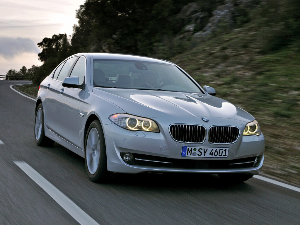 Bmw 5 series фото