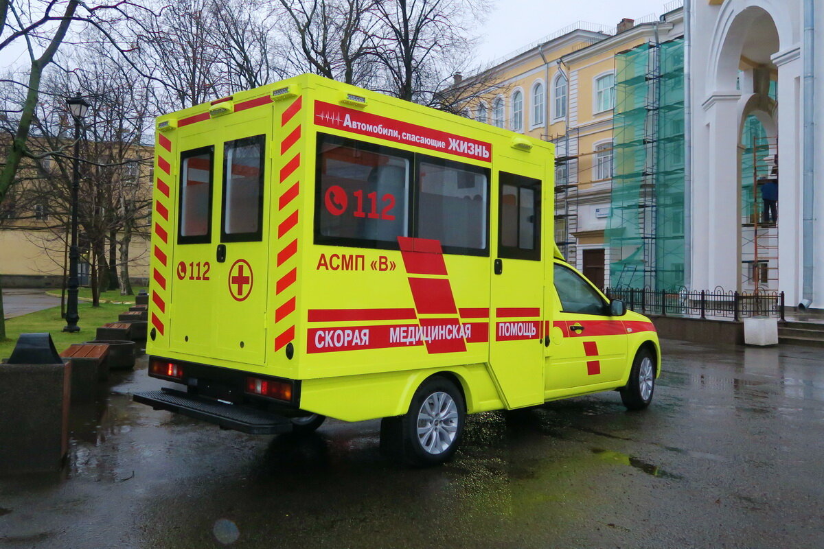 Из LADA Granta сделали полноценную машину «скорой помощи»