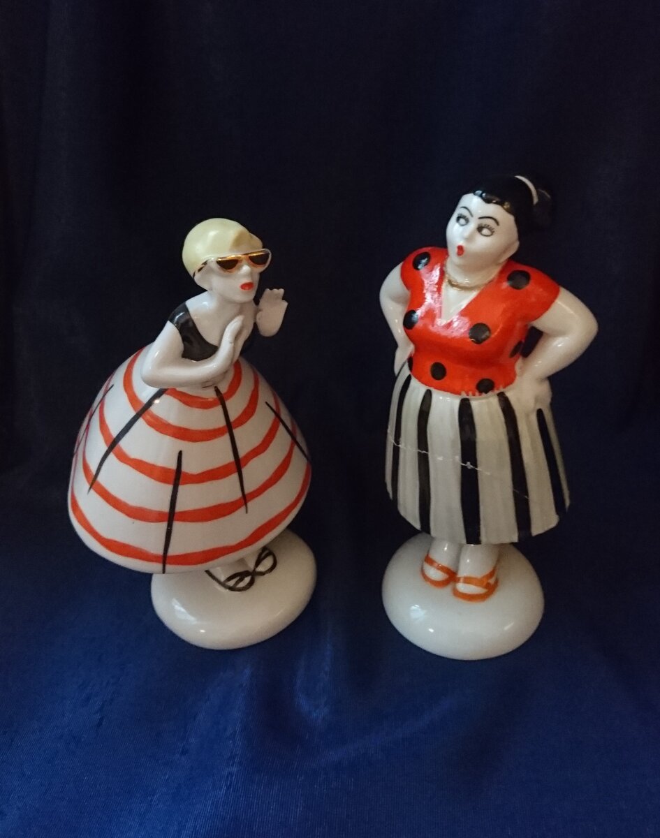 Сплетница и склочница.