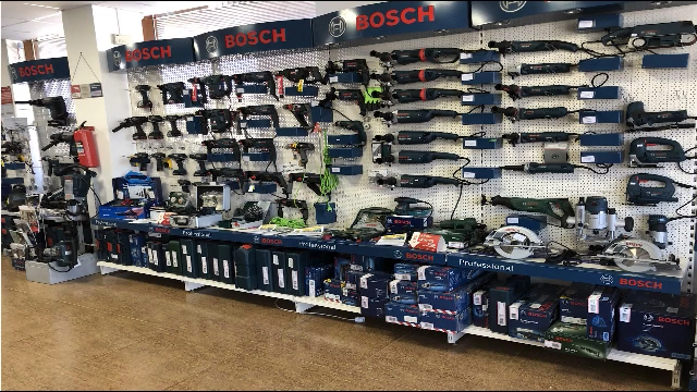 Электроинструмент BOSCH