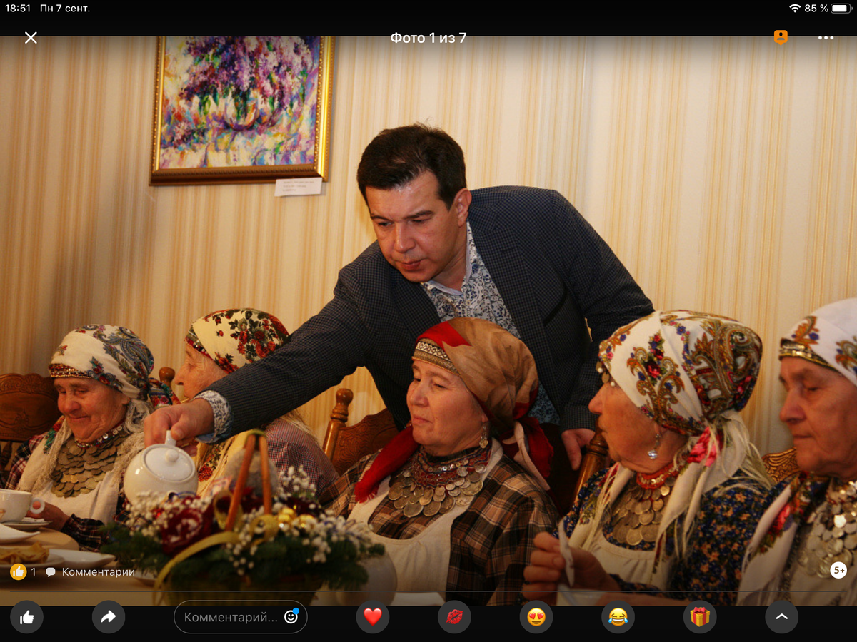 тоже я - лет 8-9 назад с бурановскими бабушками. Какие-то были съемки.