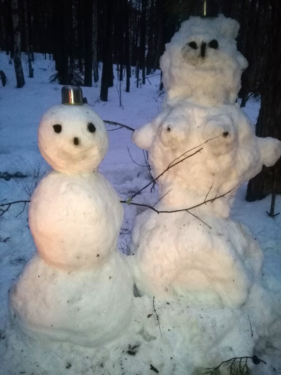 Ванька и Манька. (съемка со смартфона)