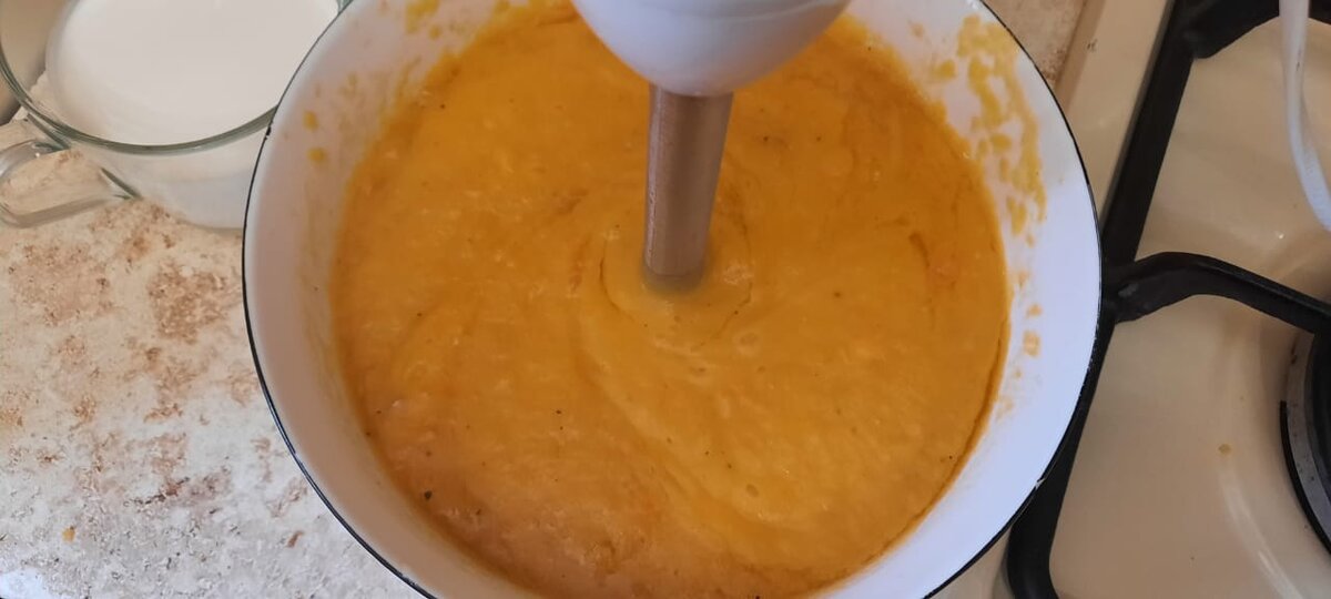 Приготовила очень вкусный суп-пюре из тыквы