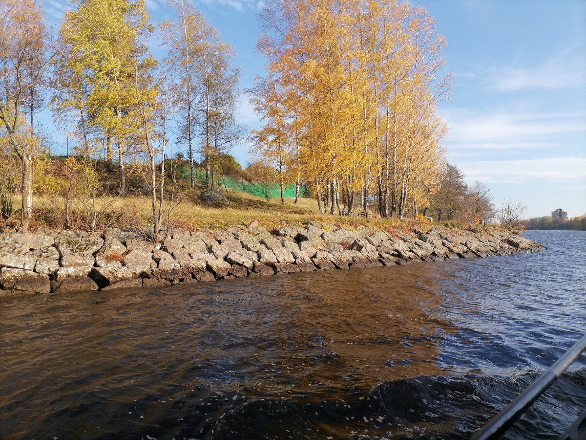 Водная прогулка по бухте Суоменведенпохья: красивая природа, потрясающие  виды | Приключения Петербуржцев в России | Дзен