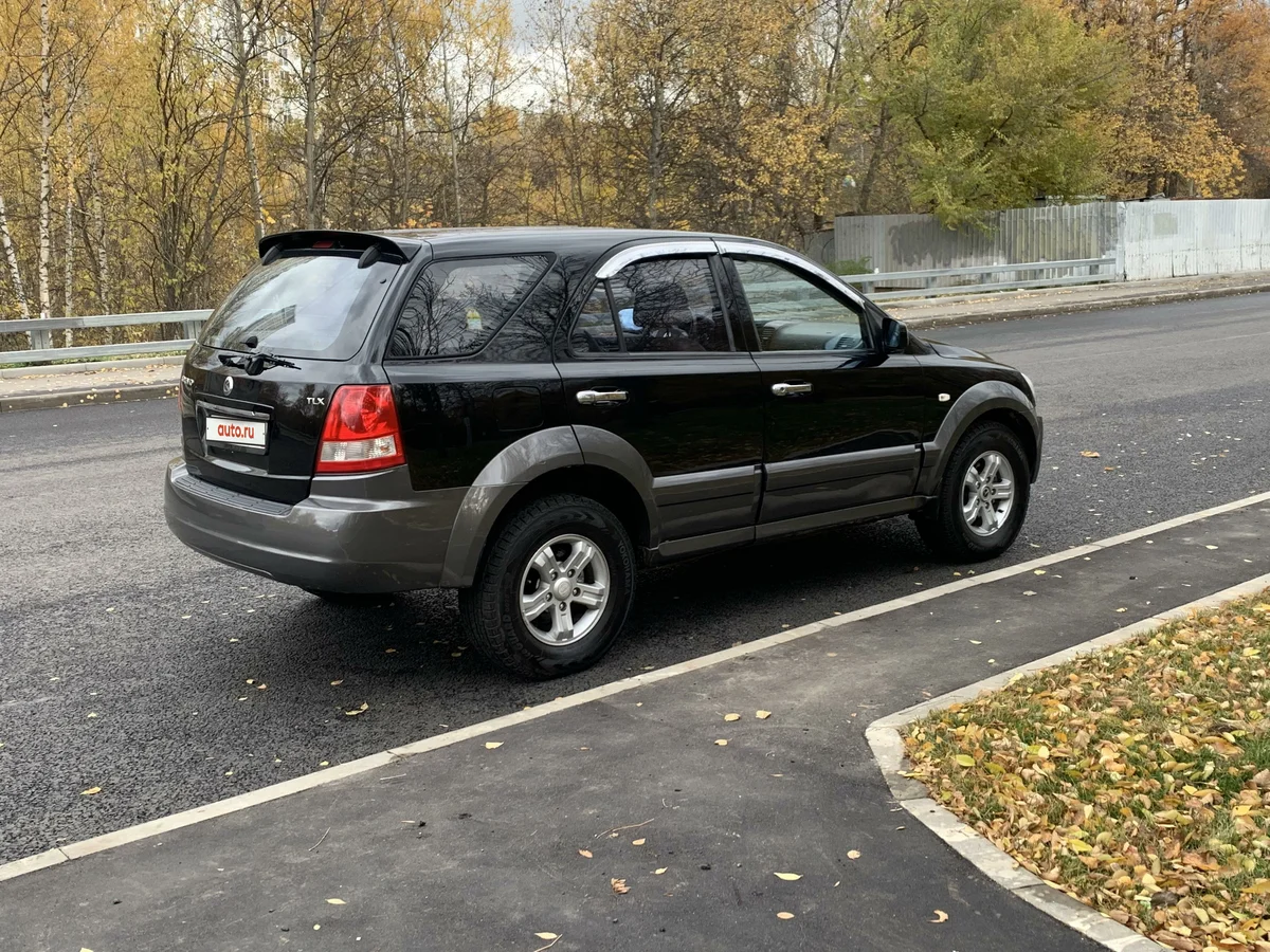 Kia Sorento I (фото с авто.ру)