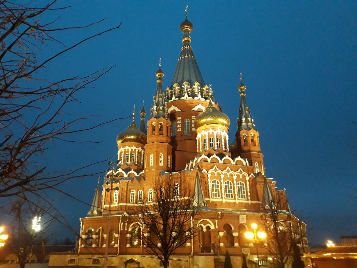 Собор святого Архистратига Михаила в Ижевске. Фото атвора.