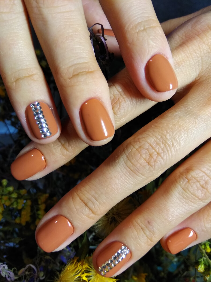 У нас коричневый цвет супер трендовый в этом году!