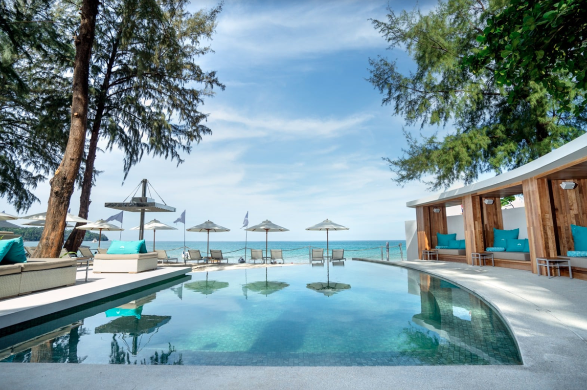 Clover phuket. Андаман Ривьера Пхукет. Бангтао Бич клаб. Пхукет Beach Club. Кейч Пхукет.