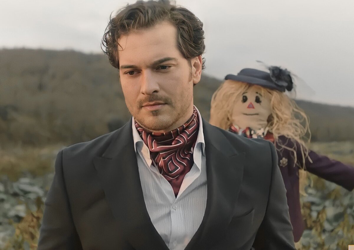 Кадры к 1 серии «Портной»