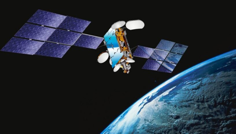 Спутник Eutelsat 36B.
