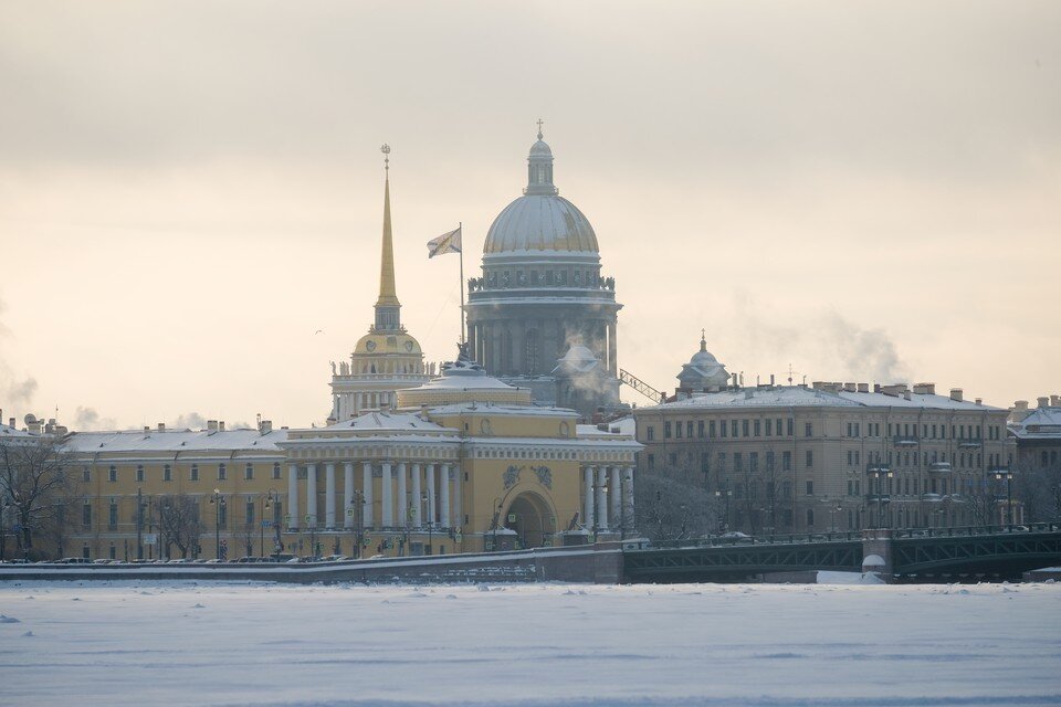     Погода в Петербурге на 25 ноября Артем КИЛЬКИН (архив)