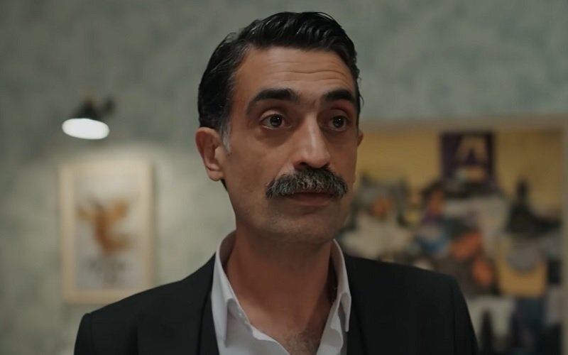 Мерт рамазан демир 2022. Сейран корхан. Ферит сейран турецкий. Сейран и ферит. Сейран корхан.