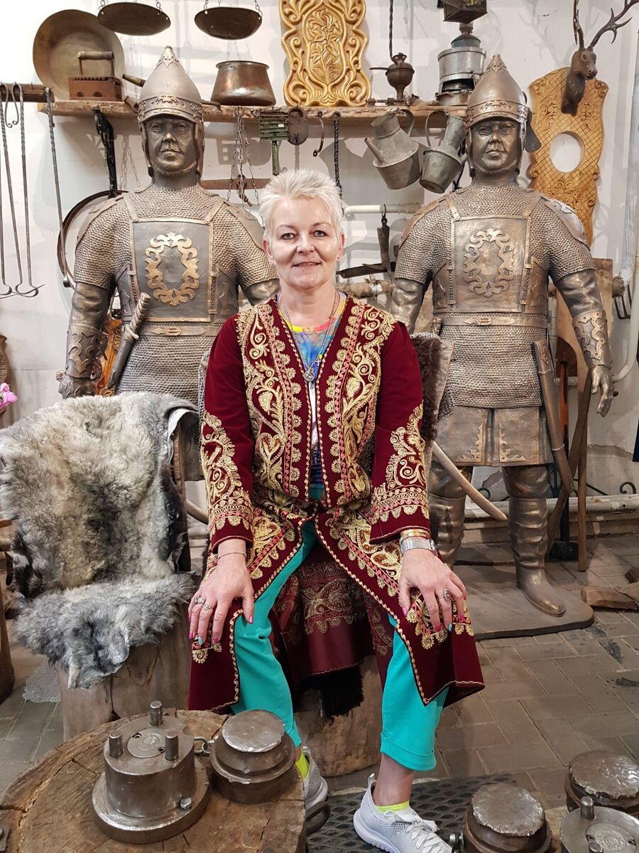 парапсихолог Виолетта