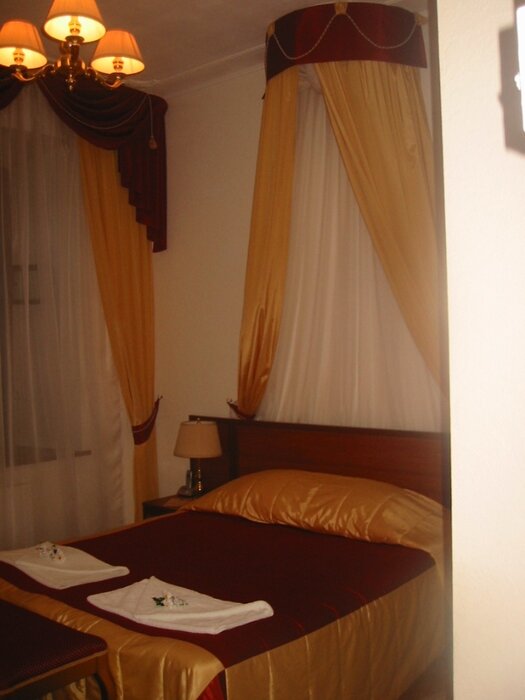 Фото Лейлы Милошевич. Ростов Великий. Усадьба Плешанова. Номер Люкс