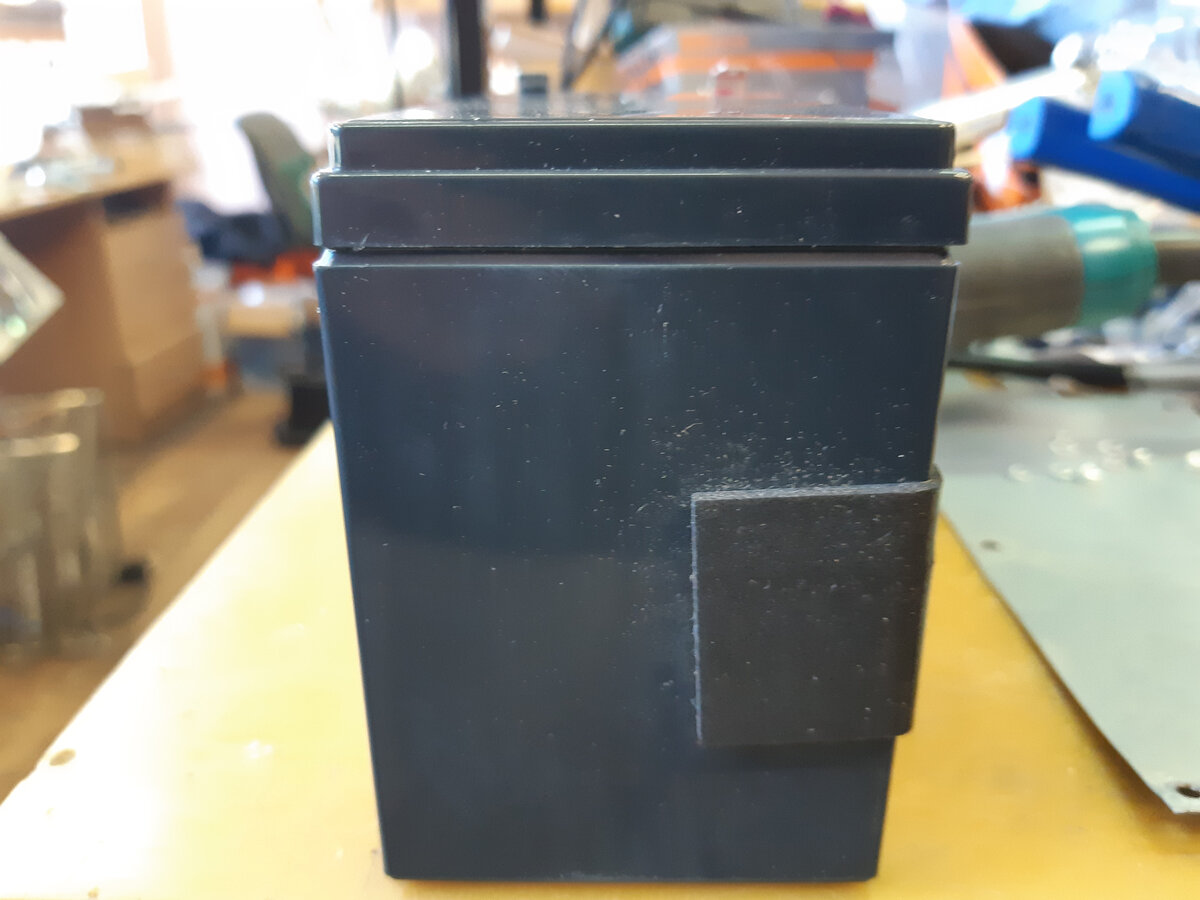 не вздут не пузат.