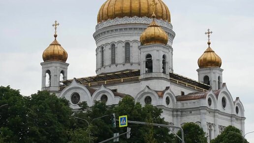 Посетил новый храм, на месте где был снесён старый, большевиками