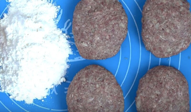 Вкусные и сочные котлеты по особому рецепту 