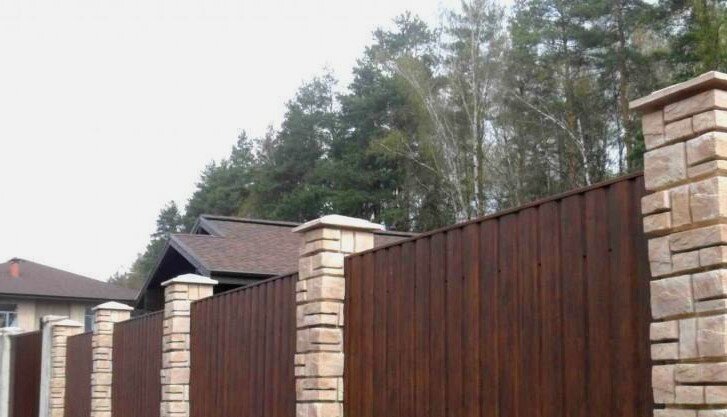 Лицевая сторона забора