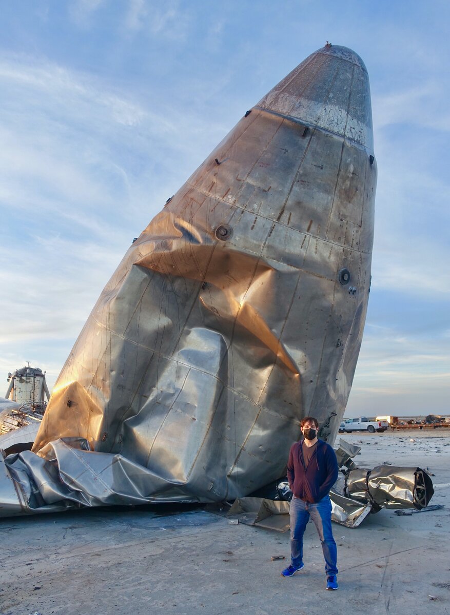 Рядом с носовой частью SN8 (@FutureJurvetson) 