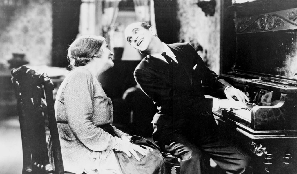 Кадр из фильма "Певец джаза", 1927 г.