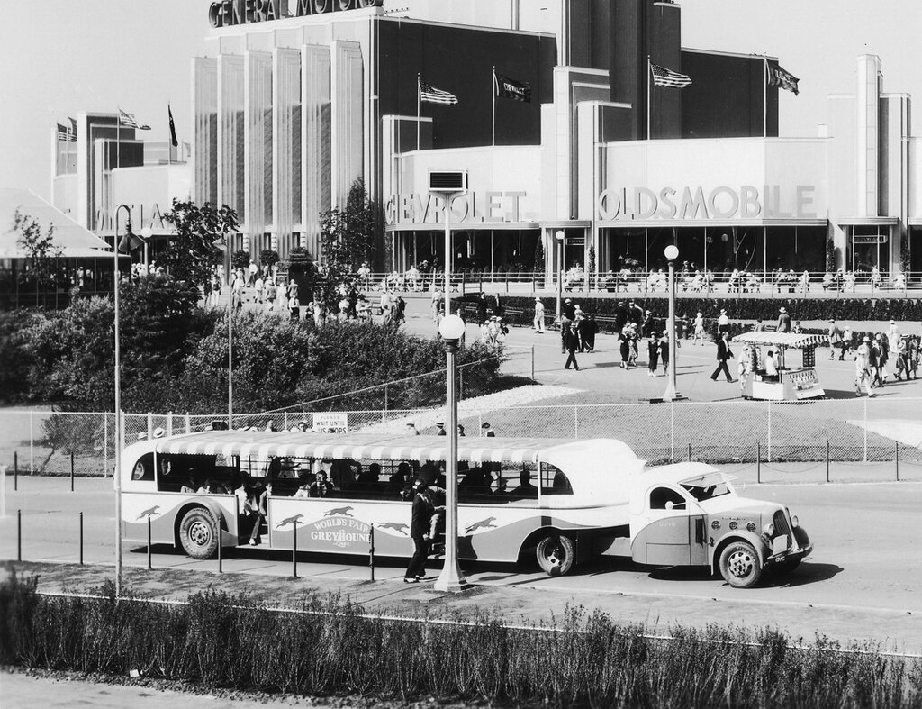 Greyhound’s GMC, США, Чикаго, 1933-1934 года