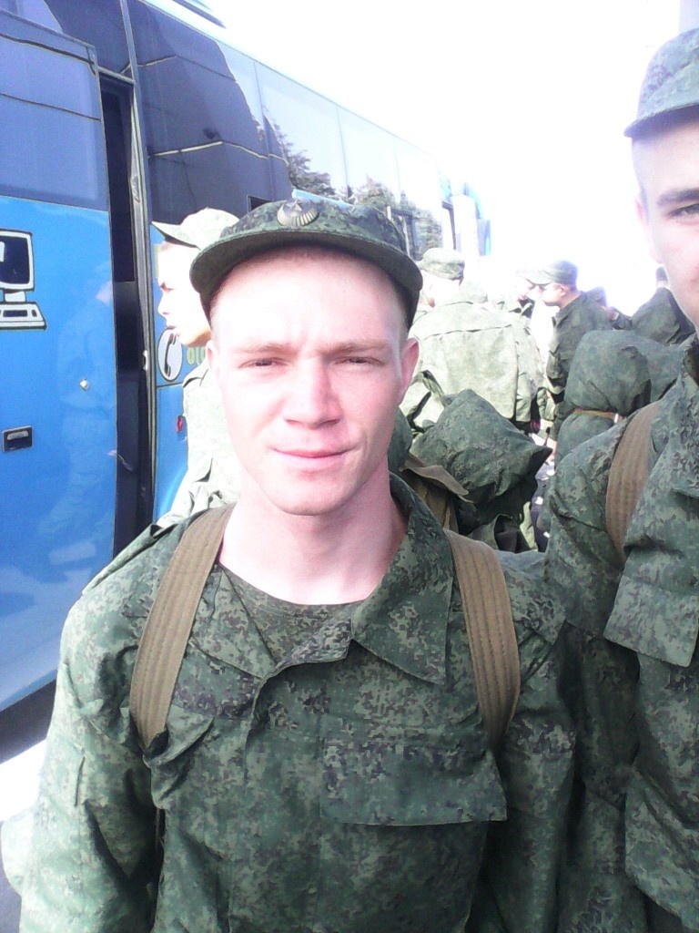 В дороге на службу..