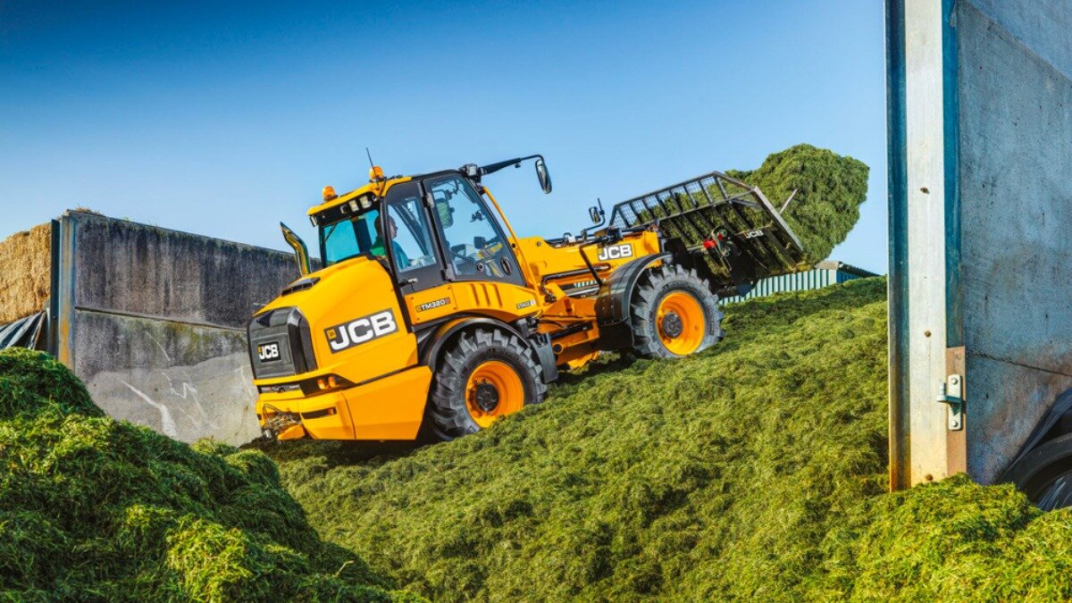 Фото: Портал farm-connexion.com Погрузчик JCB TM 420S нового поколения