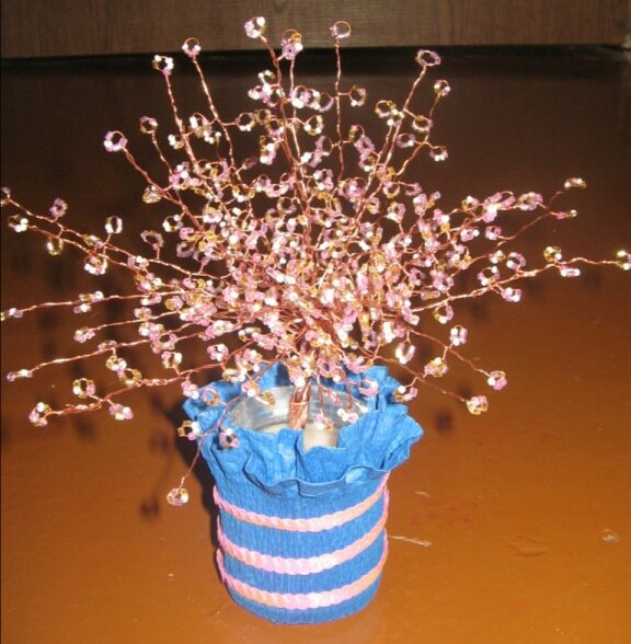 цветущая сакура-поделка из кроссировки