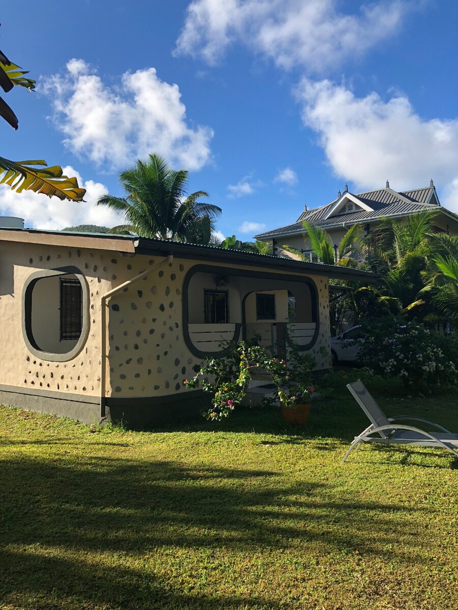 Бе Лазар, Маэ