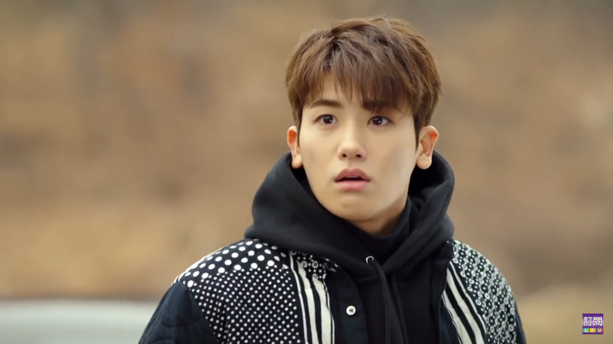 У меня такое лицо было.. Корейские? Корейские???