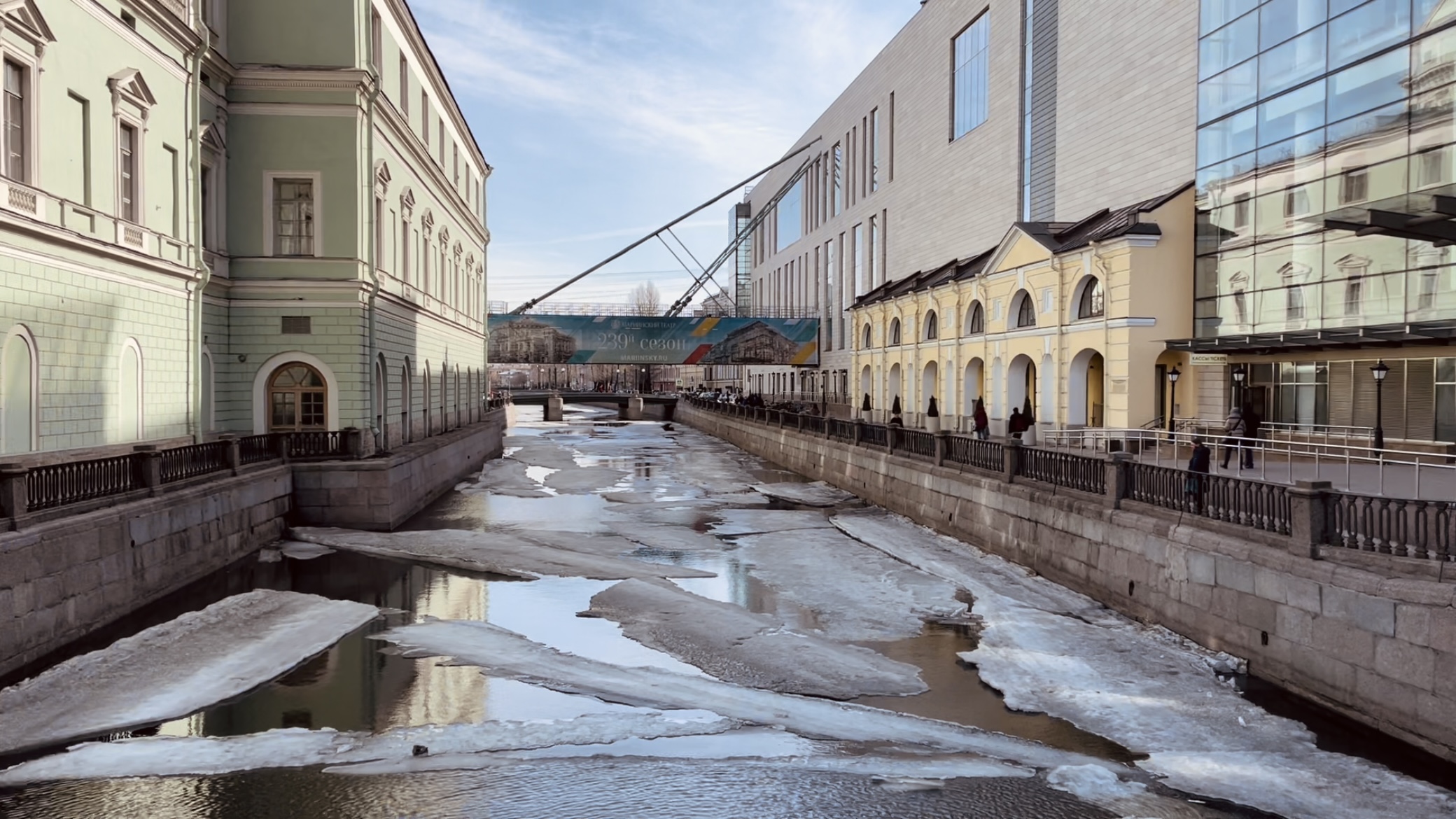 Санкт-Петербург. Вся улица Декабристов