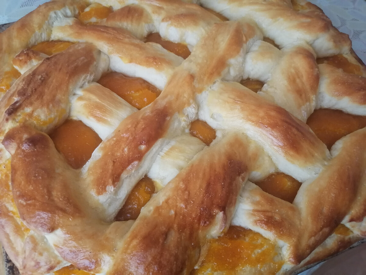 Открытый пирог с тыквой.