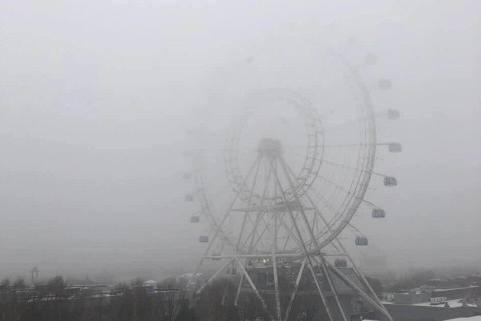    Сильным туман накрыл Останкинскую телебашню