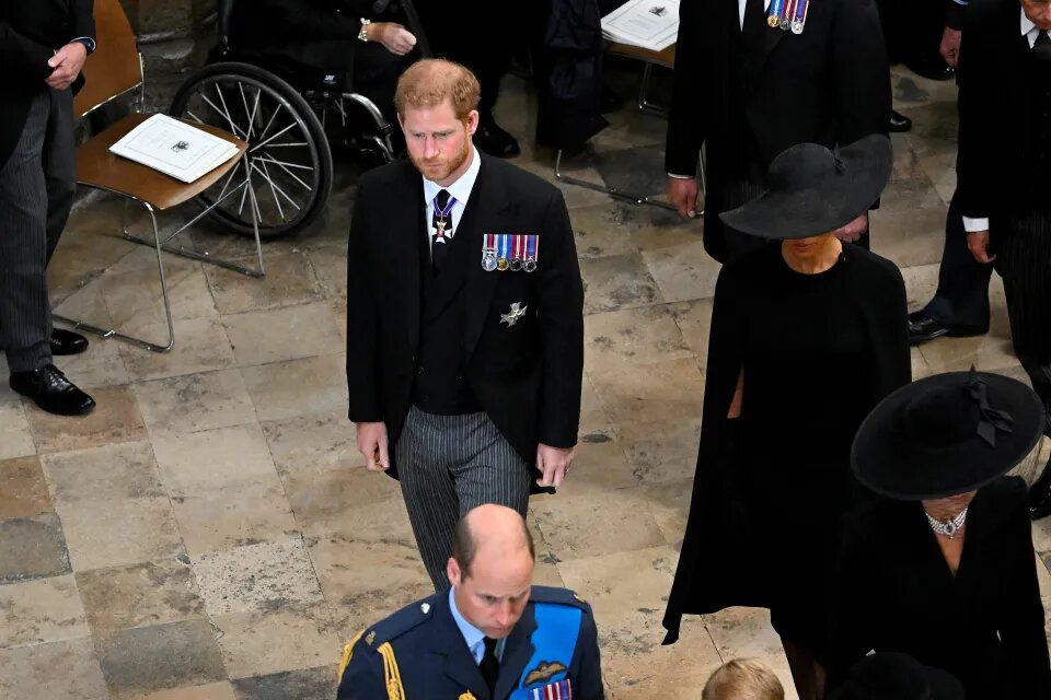 Принц Гарри в Вестминстере, во время похорон Елизаветы II. ©WPA Rota/через REUTERS