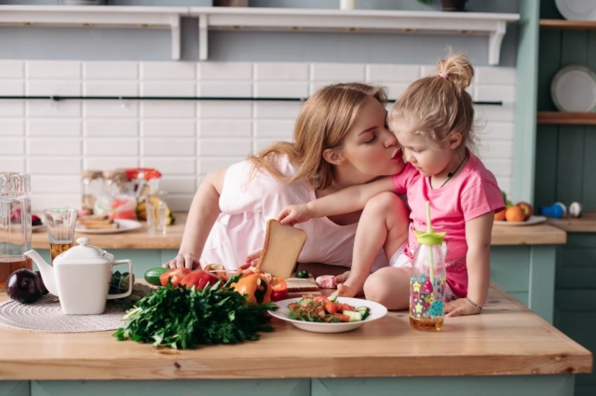    У жителей Томска семья оказалась на втором месте после карьеры