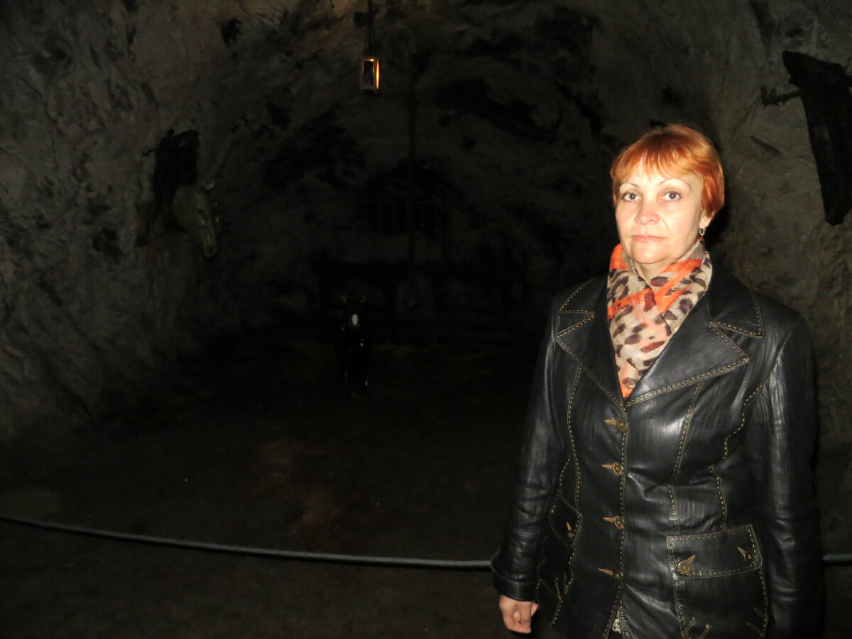 Подземное озеро Зеегротте в Австрии. Шахта, где работали военнопленные. Вот так вот сумрачно. Фото: Надежда Мартынова.