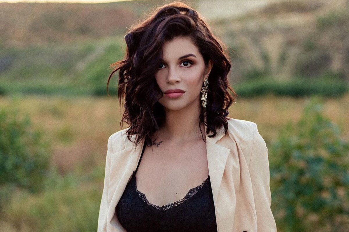     «Я ждала подвоха»: беременная Алиана Устиненко впервые рассказала об отце будущего ребенка