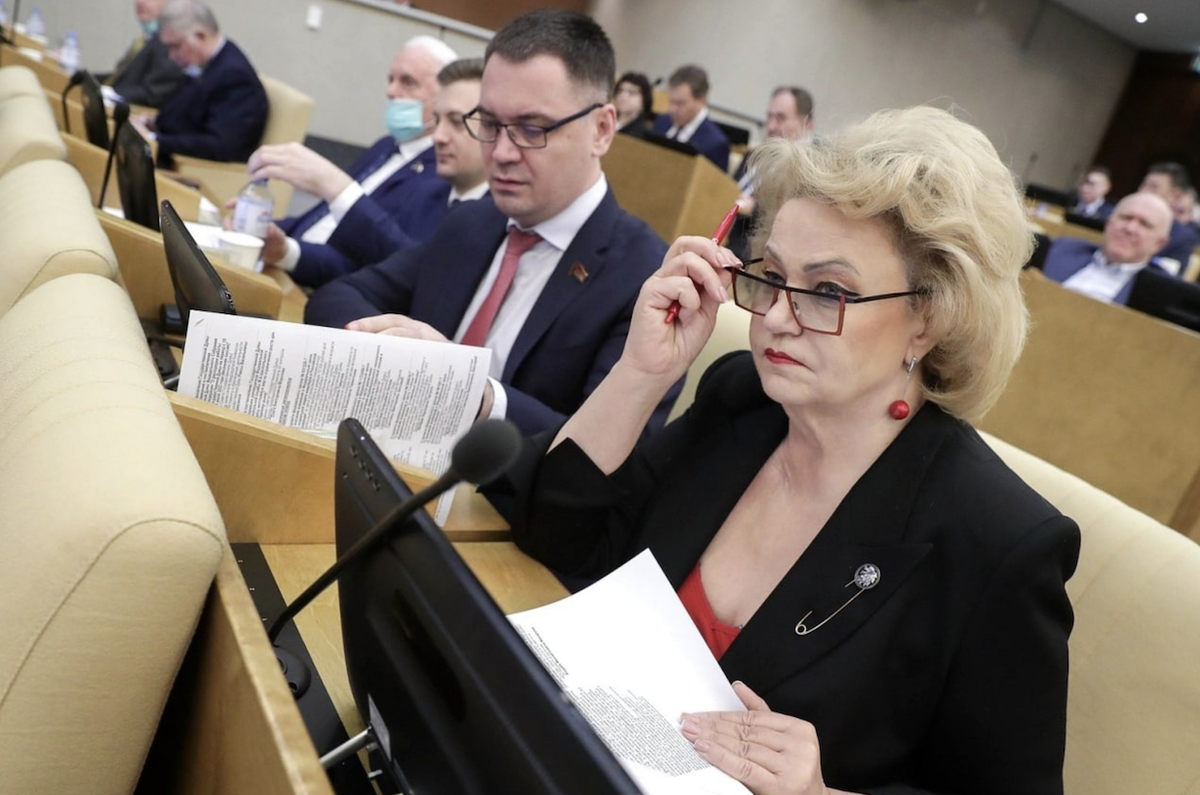 Нина Останина, председатель комитета Госдумы по вопросам семьи