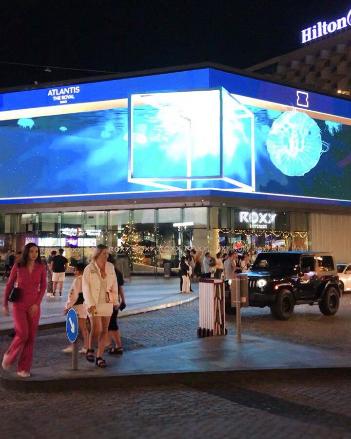 Здание кинотеатра ROXY Cinemas в районе JBR, Дубай
