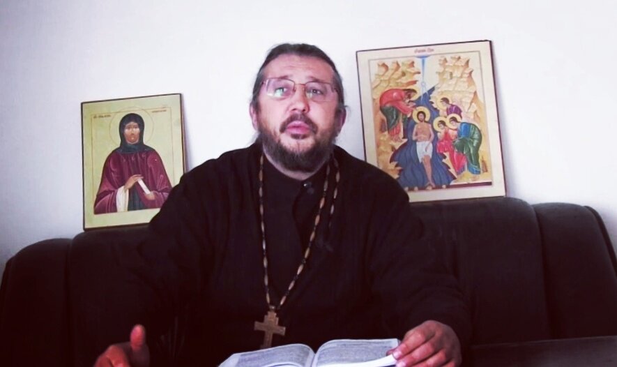 Игорь Сильченков — иерей, проповедник, просветитель, миссионер, настоятель Храма Покрова Пресвятой Богородицы (с. Рыбачье, г. Алушта).