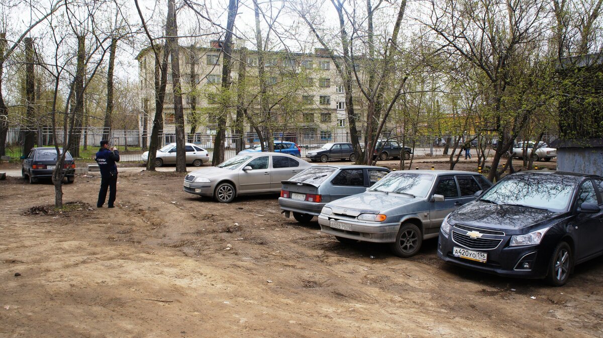 Борьба с парковками во дворах