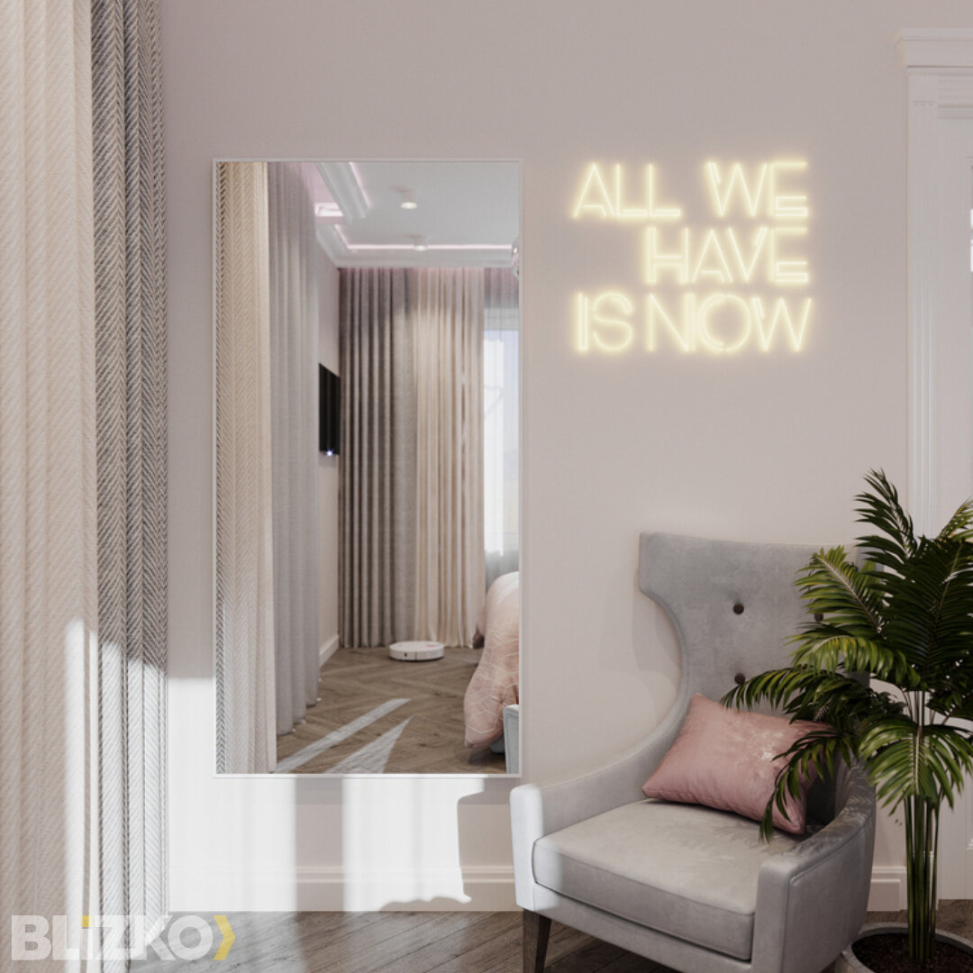 Зеркало настенное в белой алюминиевой раме со скидкой 20% 