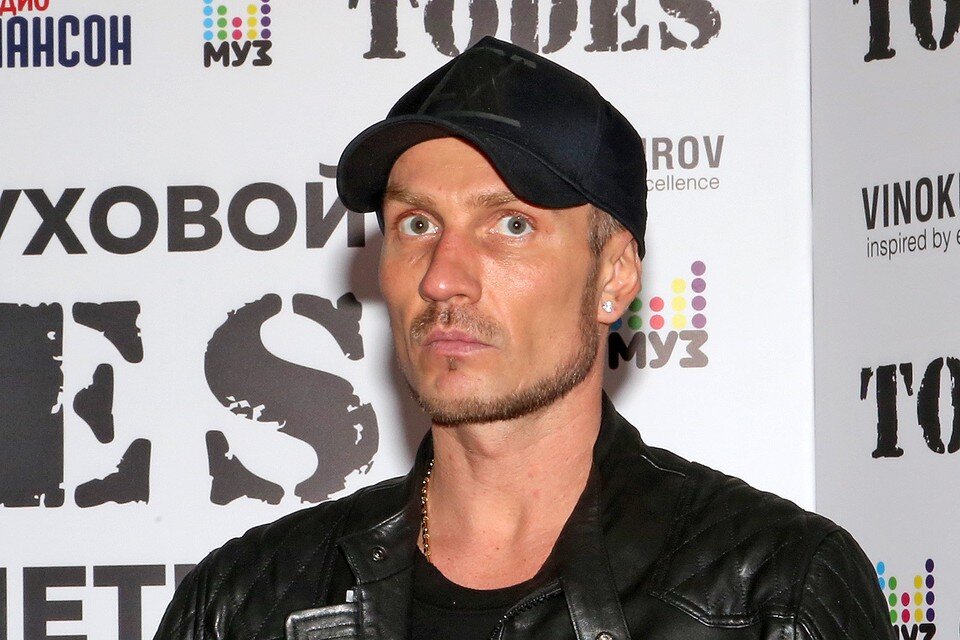     Фигурист Роман Костомаров Борис КУДРЯВОВ