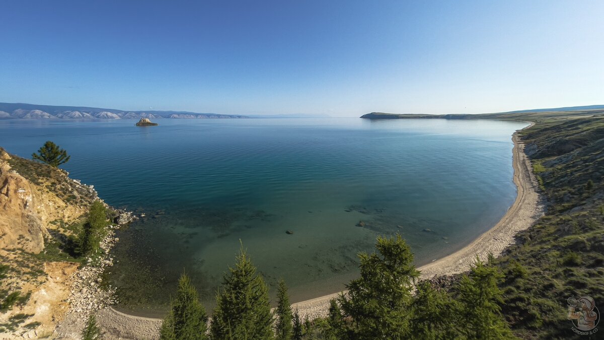 Путешествуем по Байкалу вокруг Ольхона на моторной лодке. Стоит ли авантюра усилий, что смотреть и "какие подводные"?