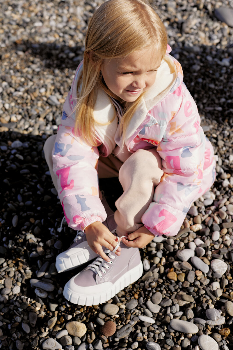 На фото модель обуви SHOESLEL, арт.2057 в сиреневом цвете 