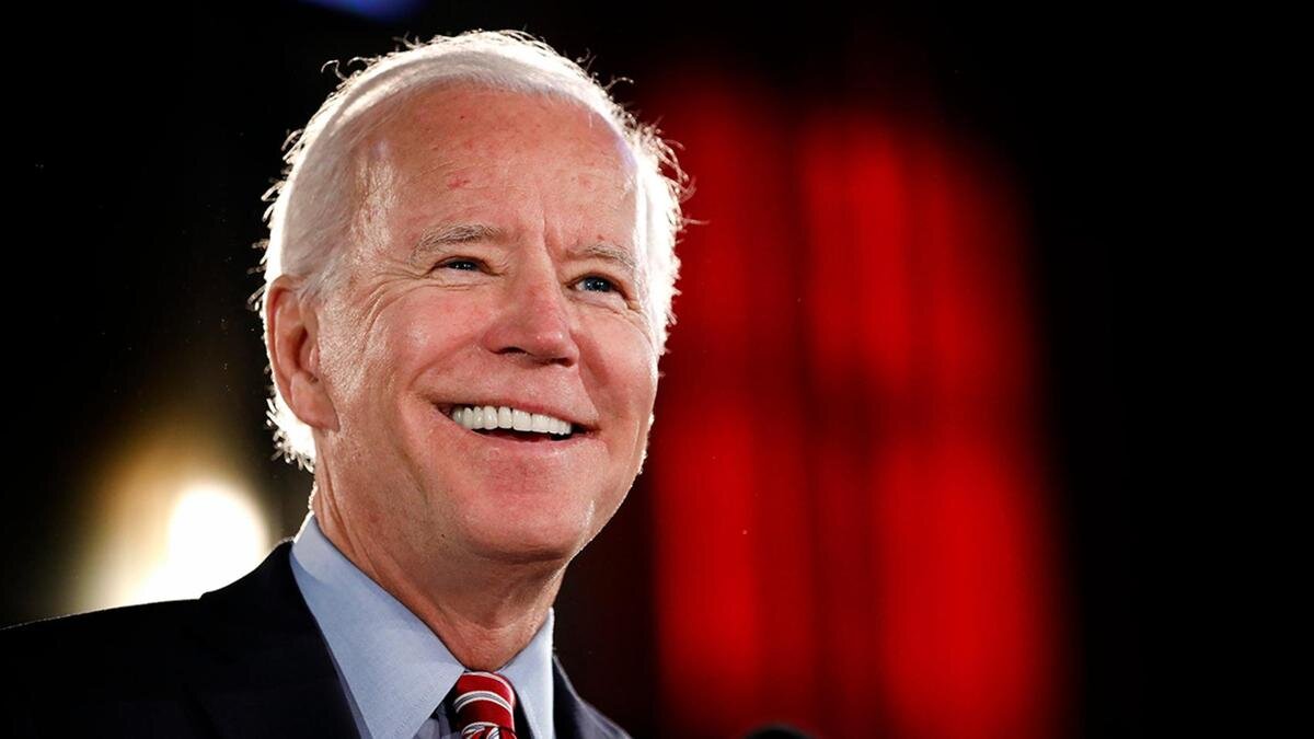    Джо Байден:Rick Loomis / Getty Images