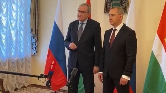     Глава Совета по правам человека (СПЧ) Валерий Фадеев предложил лишать родительских прав мигрантов, которые не хотят отдавать своих детей в школу.