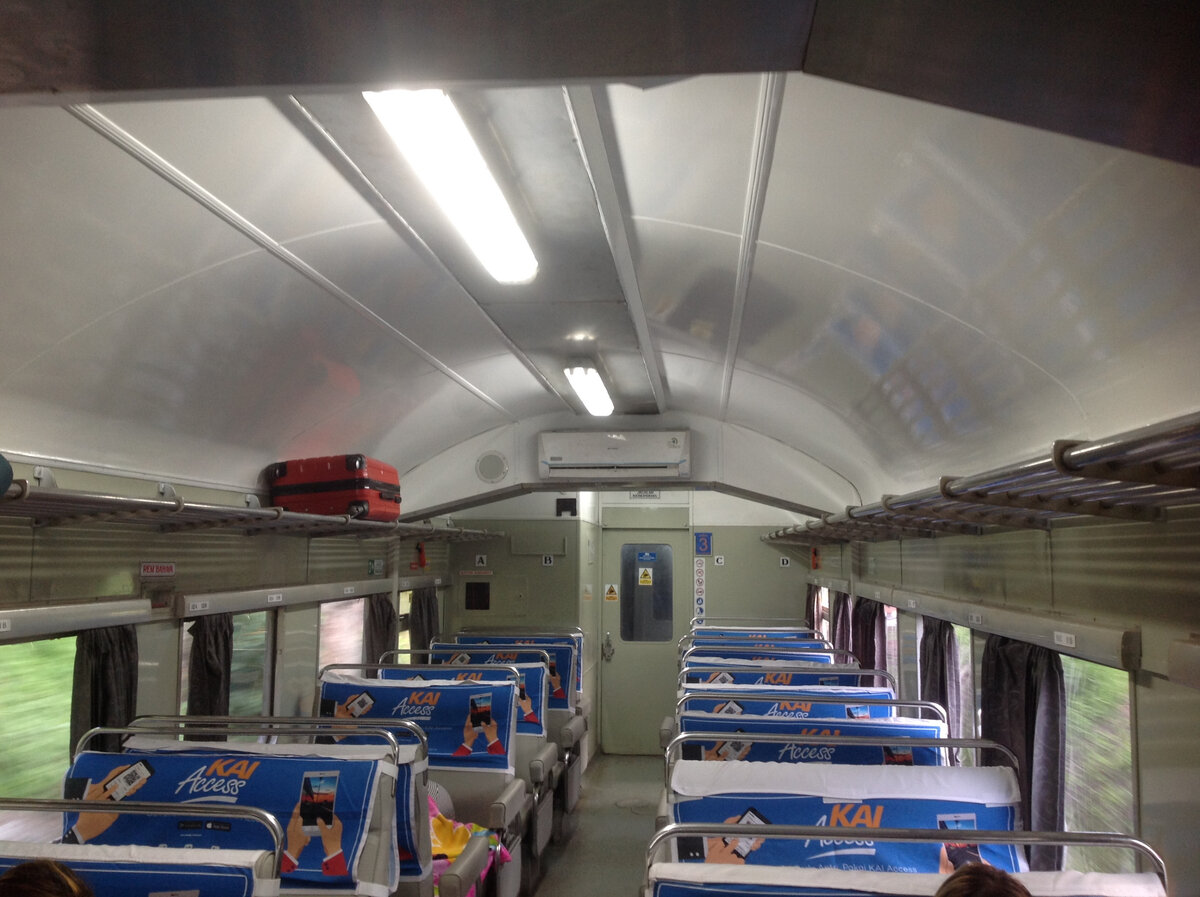 Поезд. Фото из личного архива.