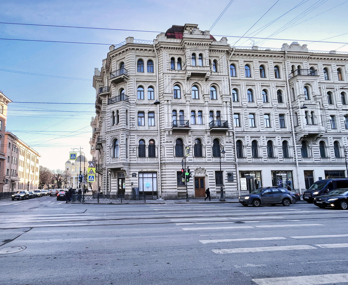 Санкт-Петербург невозможно представить без дореволюционных доходных домов.  Поговорим о них? | Зачем я там была? | Дзен