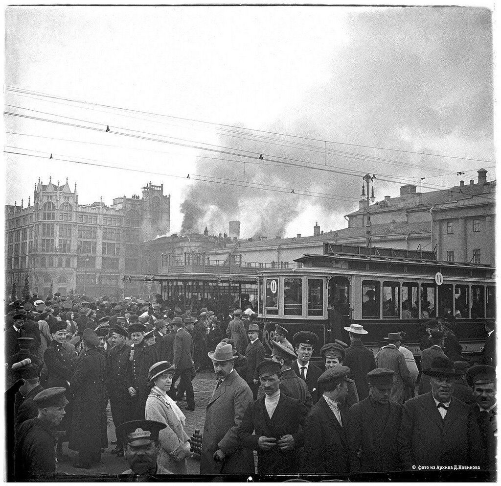 Театральная площадь. Пожар Малого театра, 1914 г.